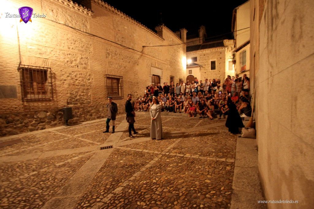 Visita guiada con teatro en Toledo