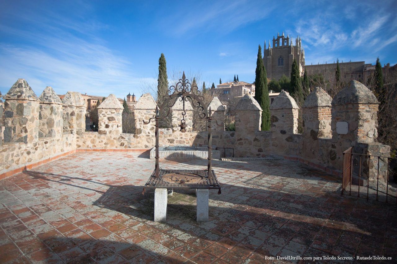 Terraza del Torreón del Puente de San Martín