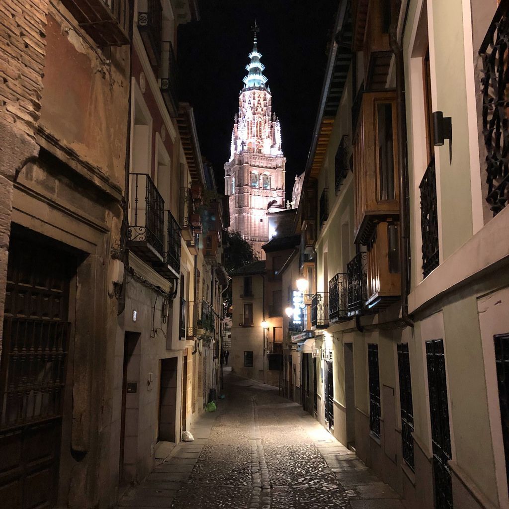 Catedral de Toledo por la noche