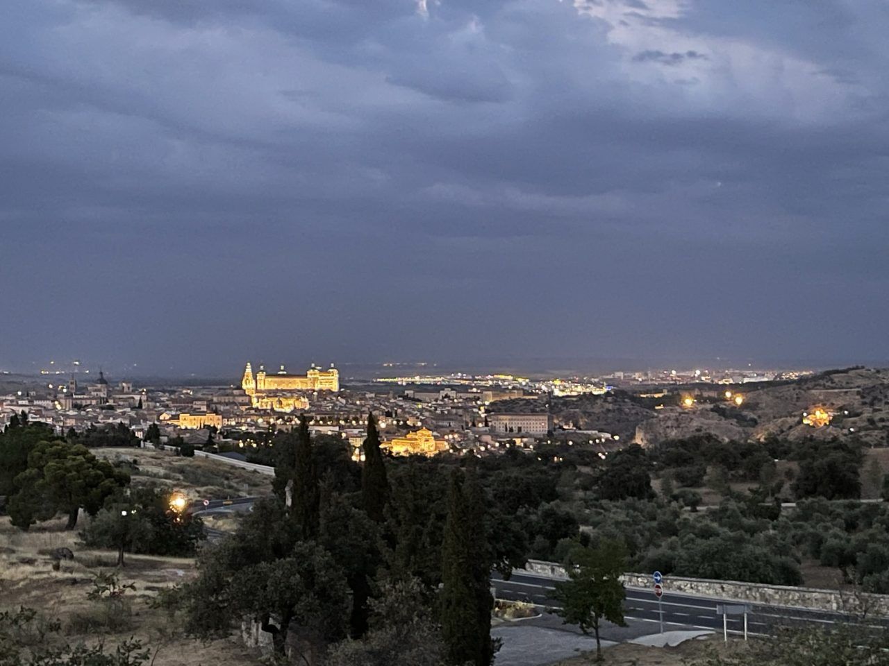 Toledo en un anochecer de agosto 2022
