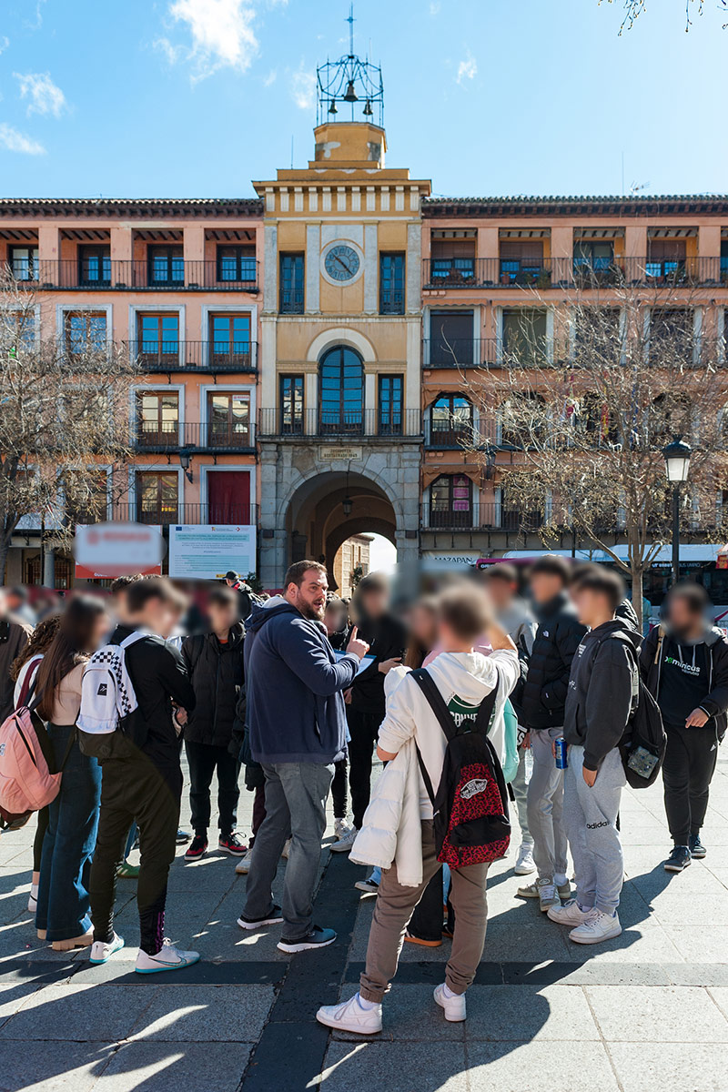 Descubre Toledo de forma divertida con nuestras yincanas educativas para escolares. Yincana escolar marzo 2025.